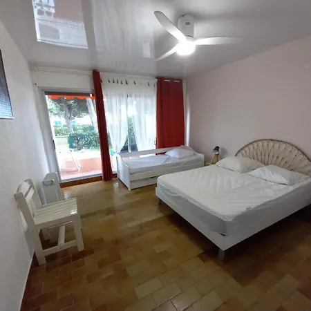 Appartement T2 Familial 1ère Ligne Plages Parking Privé Wifi - Le Foc - Rossiconciergerie - Linge En Option *